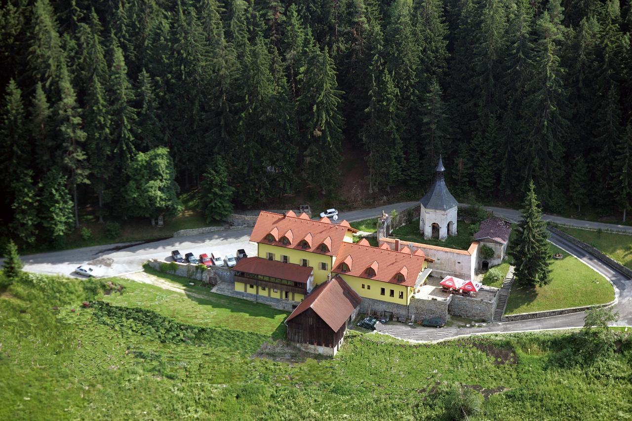 Hotel Studenec Rozmberk Nad Vltavou Exterior photo